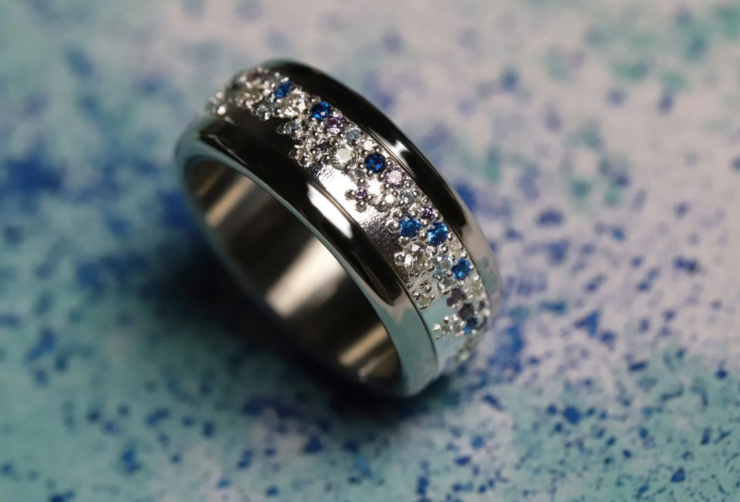 Anneau (deux tiers) "Willow glacé" en argent poli serti de zircons pour bague mood interchangeable