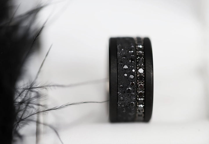 Anneau (deux tiers) "Willow Black" en argent glitter noir serti de zircons noirs pour bague mood interchangeable