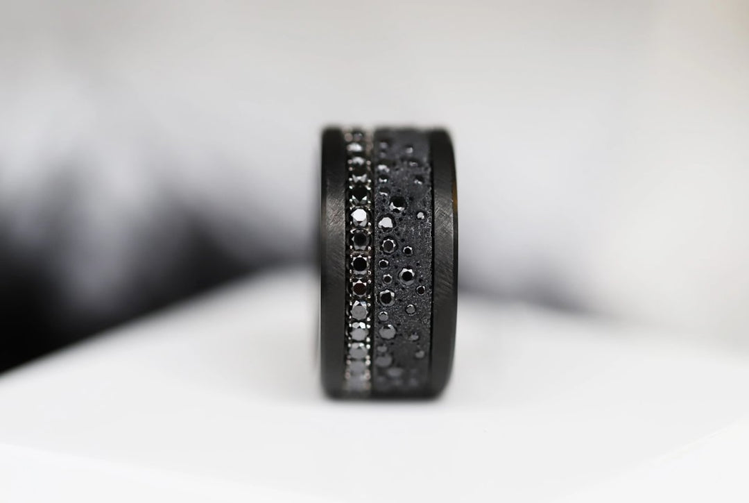 Anneau (deux tiers) "Willow Black" en argent glitter noir serti de zircons noirs pour bague mood interchangeable