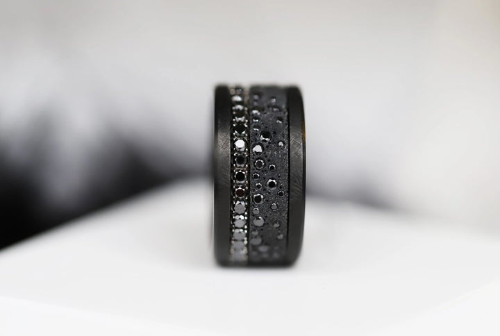 Anneau (deux tiers) "Willow Black" en argent glitter noir serti de zircons noirs pour bague mood interchangeable