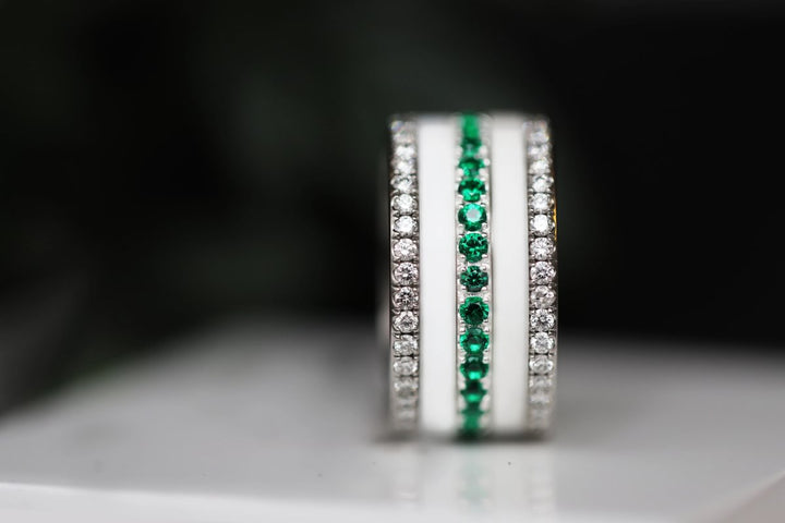 💍 Anneau (addon medium) "Aura des Bois" en argent 925 serti de zircons vert émeraude