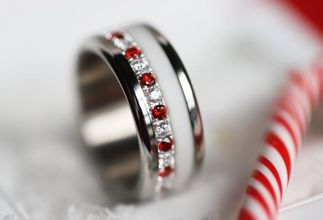 💍 Anneau (addon medium) "Aura Sucre d’orge" en argent 925 serti de zircons rouges et blancs