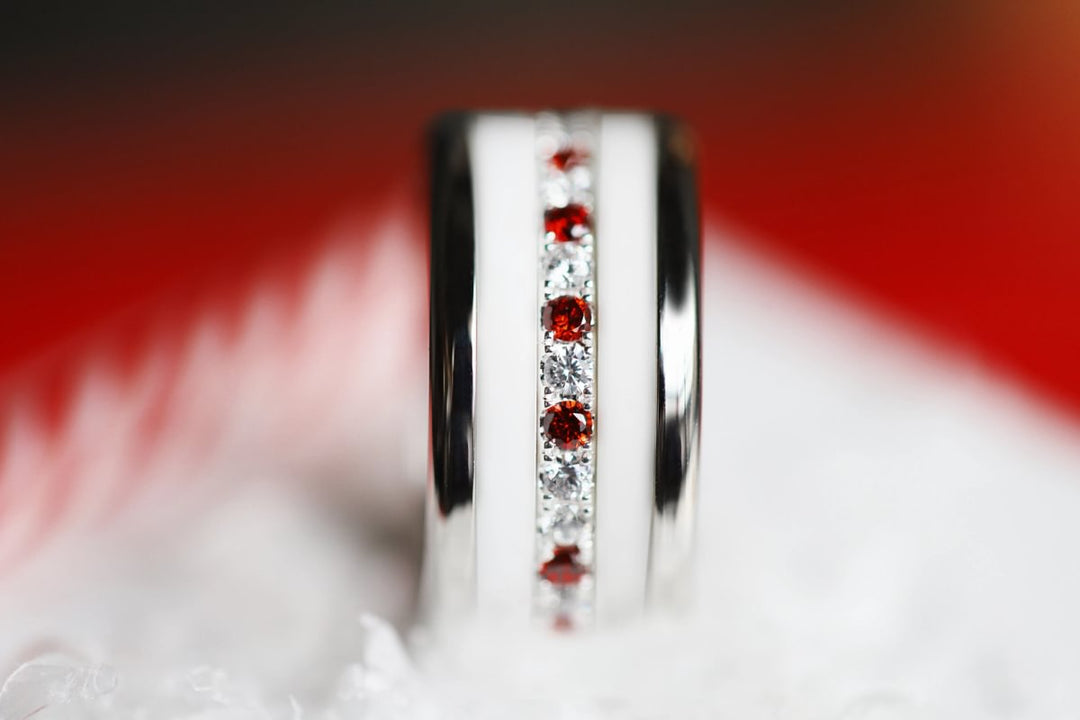 💍 Anneau (addon medium) "Aura Sucre d’orge" en argent 925 serti de zircons rouges et blancs