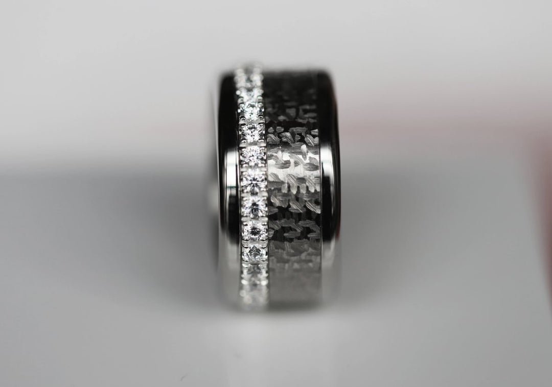 11 🎁 Anneau (deux tiers) "Éclat de Joie" en acier