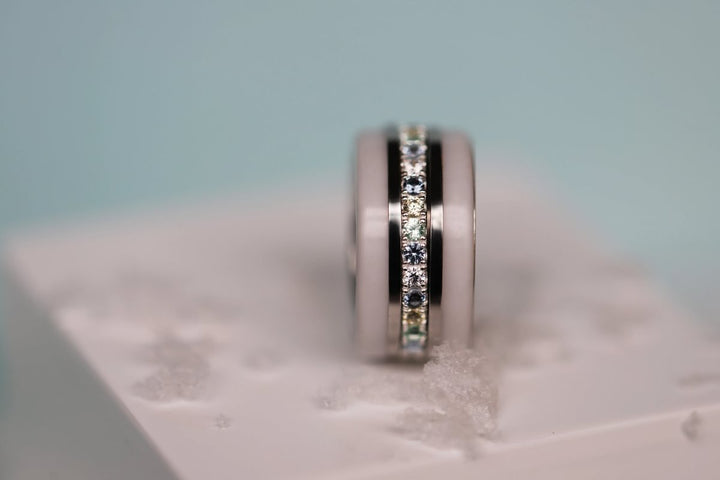 Innenring (Medium Addon) "Aura Engel" Aura Light grey aus 925er Silber mit Zirkonia Steine besetzt