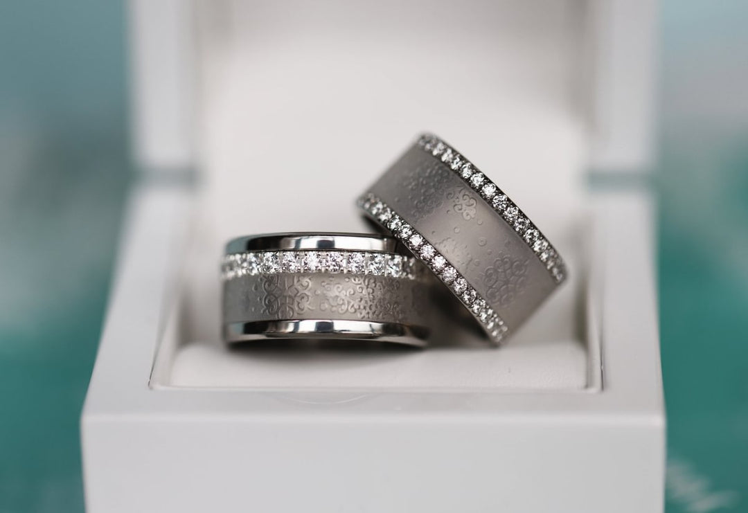 18 🎁 Anneau (addon ou deux tiers) "Flocons blancs" en polymère translucide sablé