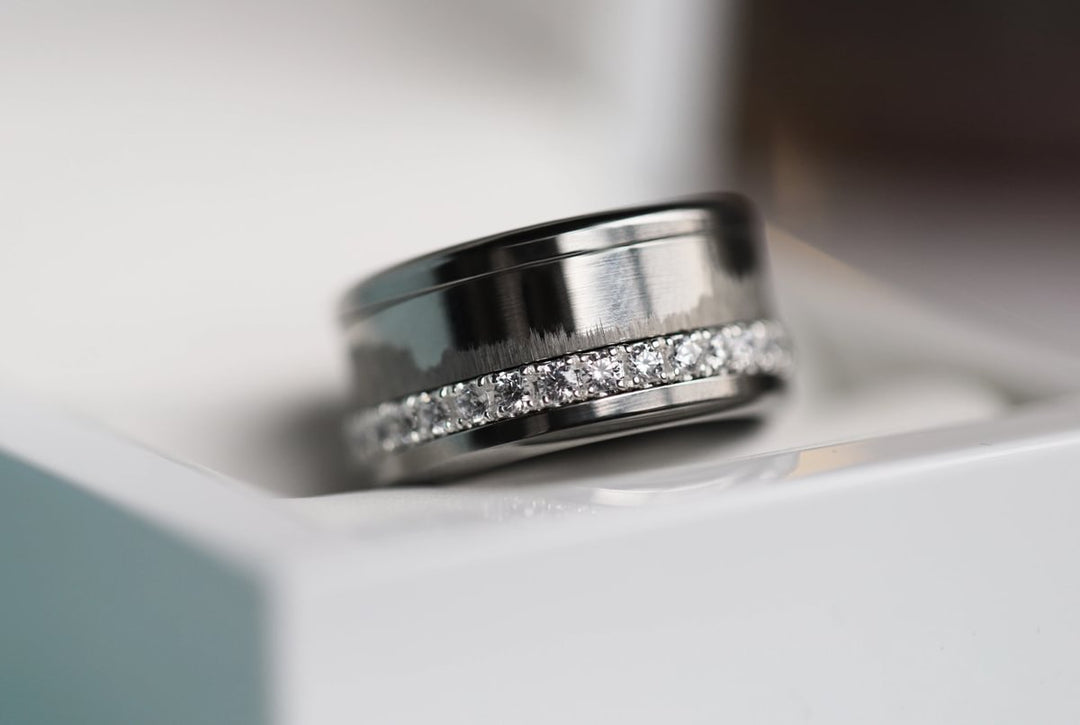 15 🎁 Anneau (deux tiers) "Souffle Sacré" en acier