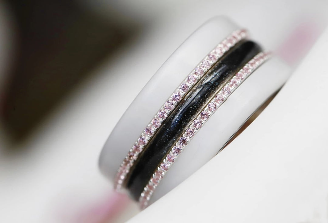 Voile Céleste 🖤  anneau (medium) en argent 925 avec un revêtement en émail noir - paillettes