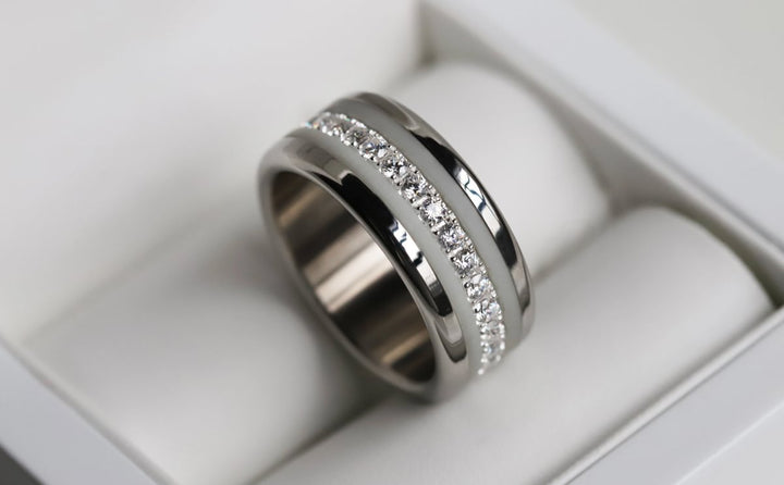 Bague mood en argent 925 et zircons "Douceur d'hiver" avec couleur interchangeable