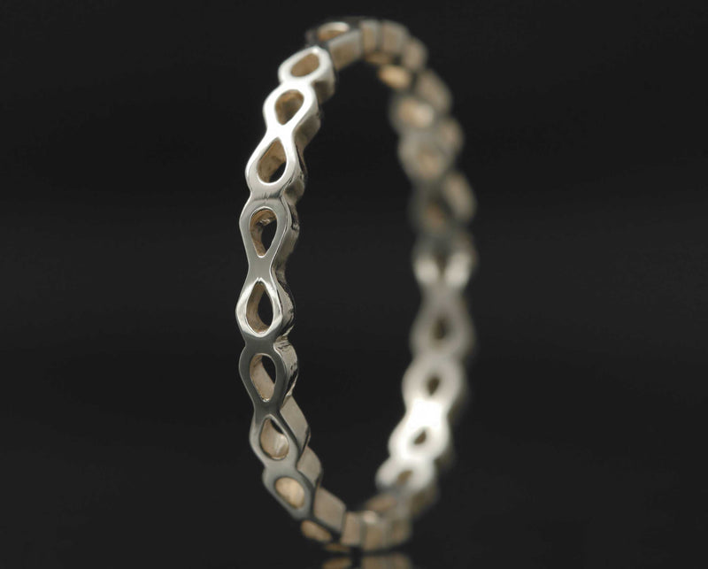 Medium silver 3D infinity