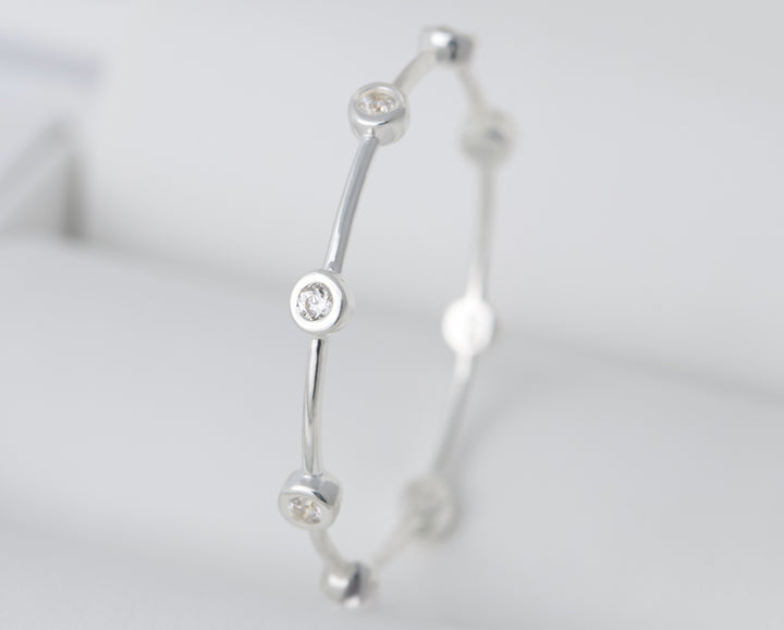 Inner ring in 925 silver "Flying Diamond" polished finish with zircons for interchangeable mood ring