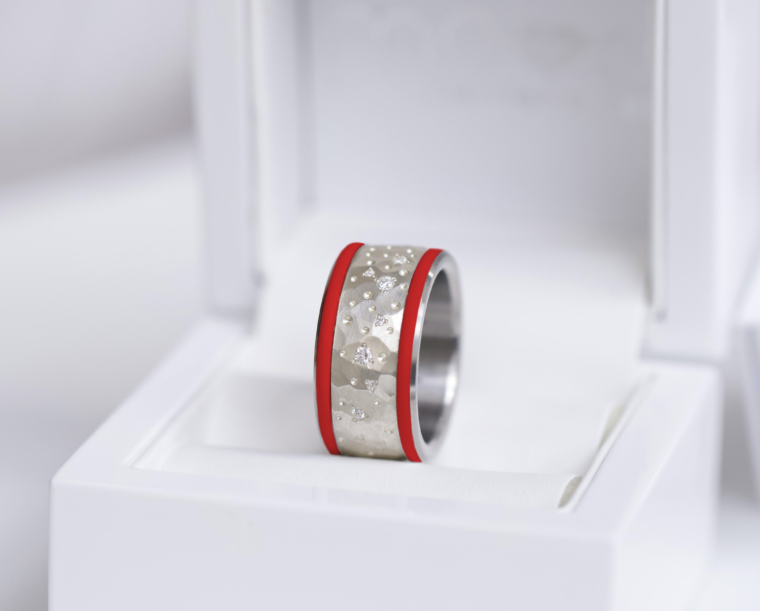 Discounted mood rings