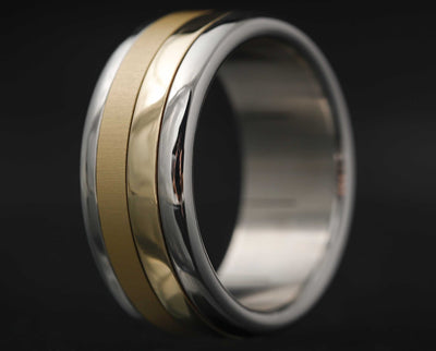 Medium addon in polished yellow gold