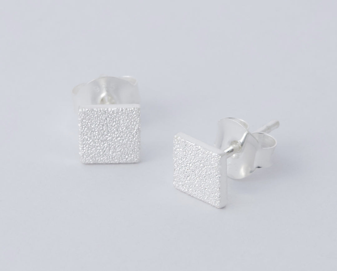 "Clip Square" mood in 925 silver eternal snow (ear jewel)