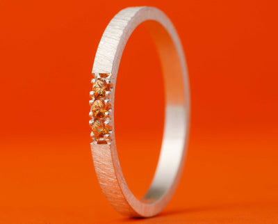 Medium addon in silver clawgrunge set with orange sapphires