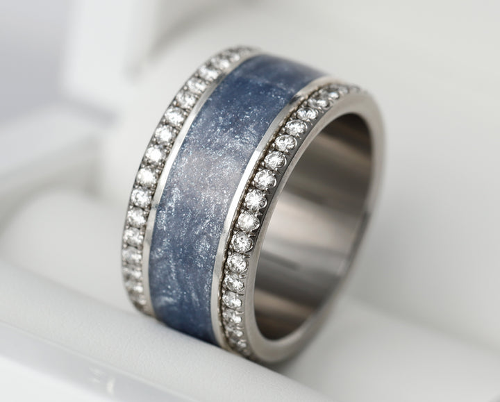 Ring aus 925er Silber und blauem Emaille