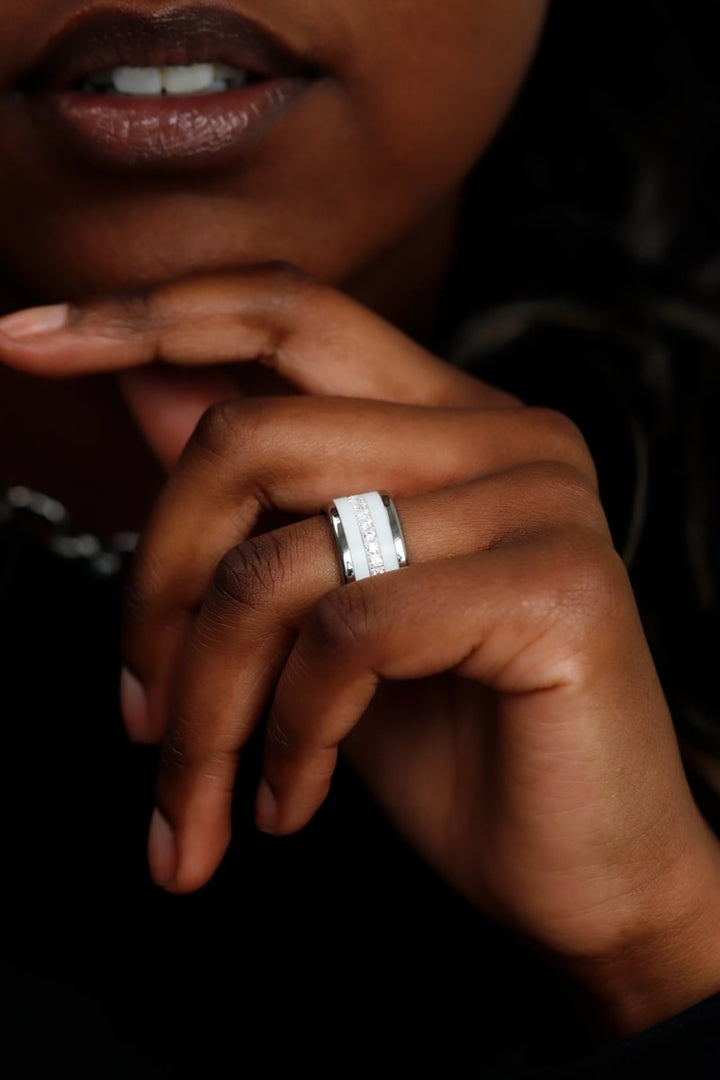 Coffret Aura authentique - square (bijoux d'oreille et 1 anneau)