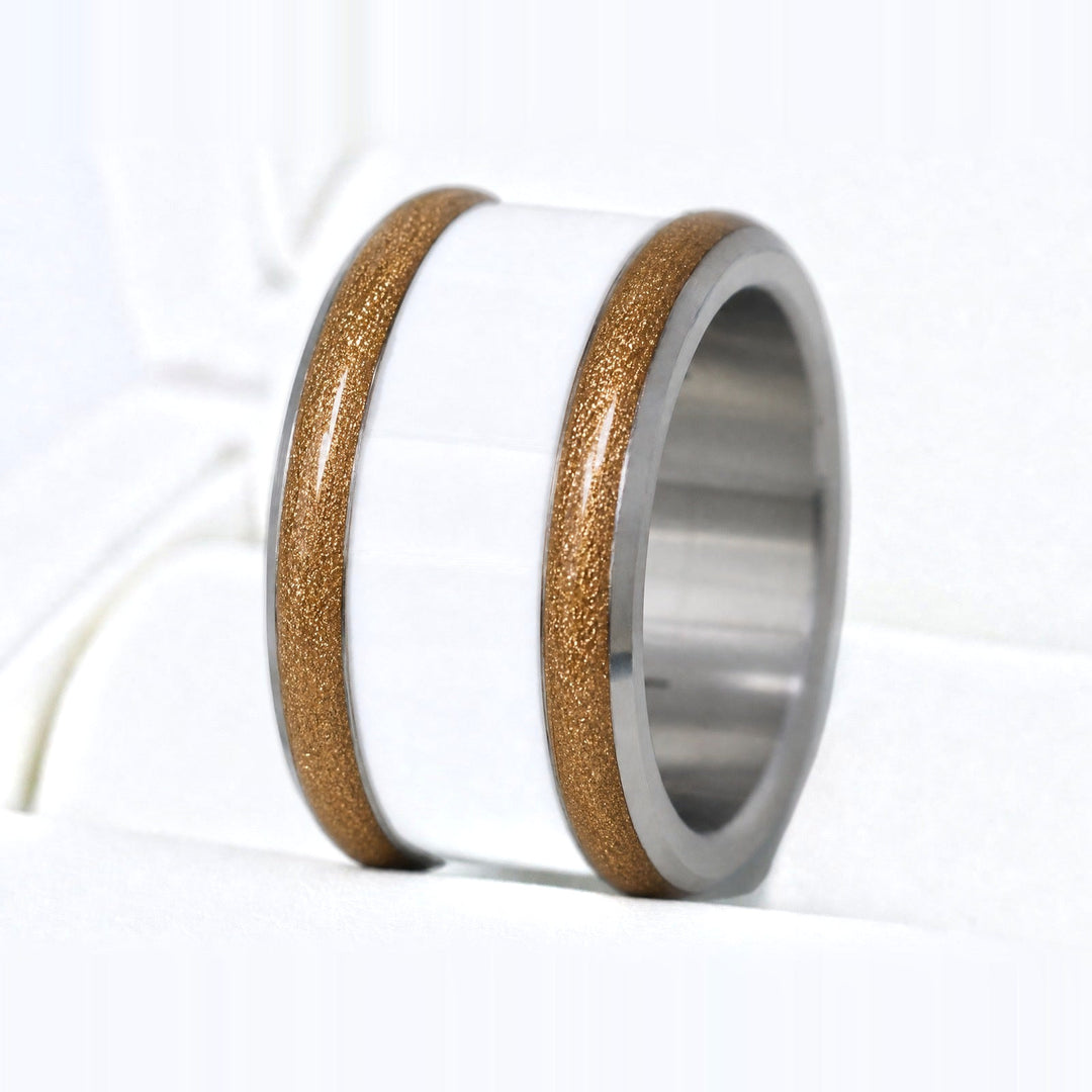 Poussière d'Or — Base carrée polie — Émail d'Hiver mood