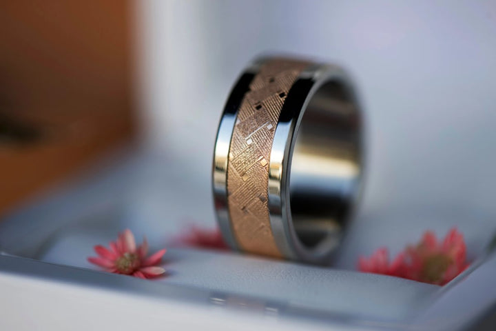 Bague mood "Velvet iron" en acier rose