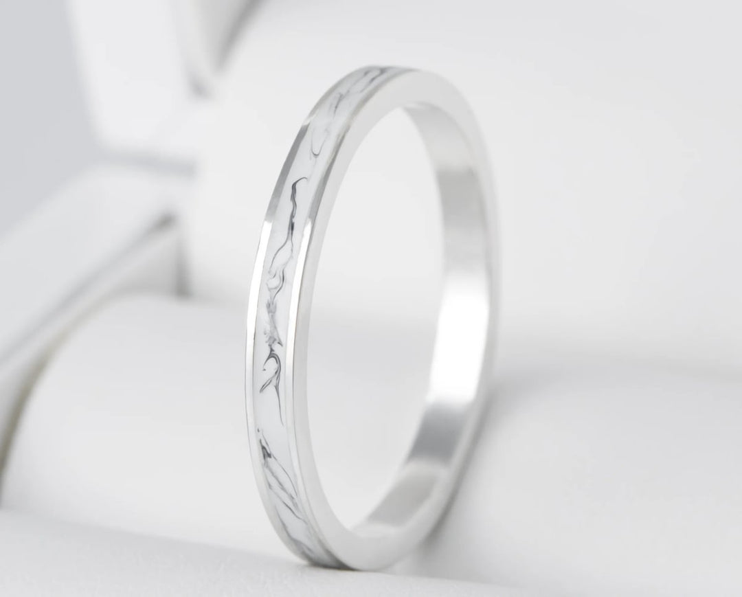 Marble 🤍 Inner ring (medium addon) in 925 silver with a marble enamel coating