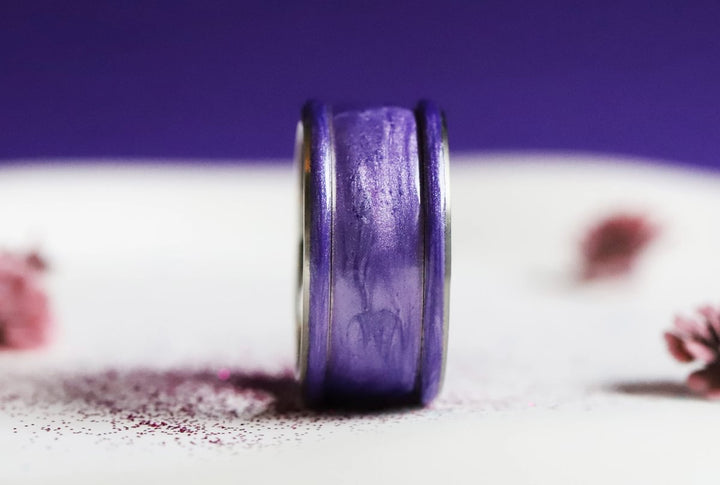 Améthyste Boréale 🔮 Base small (11mm) en acier avec un revêtement en émail violet nacré