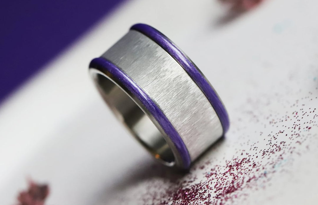 Améthyste Boréale 🔮 Base small (11mm) en acier avec un revêtement en émail violet nacré