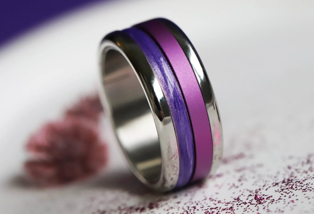 Améthyste Boréale 🔮 anneau (medium) en argent 925 avec un revêtement en émail violet nacré