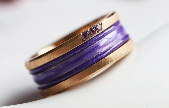 Améthyste Boréale 🔮 anneau (mini) en argent 925 avec un revêtement en émail violet nacré