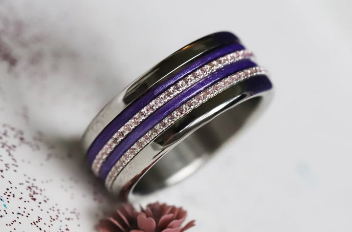 Améthyste Boréale 🔮 anneau (mini) en argent 925 avec un revêtement en émail violet nacré