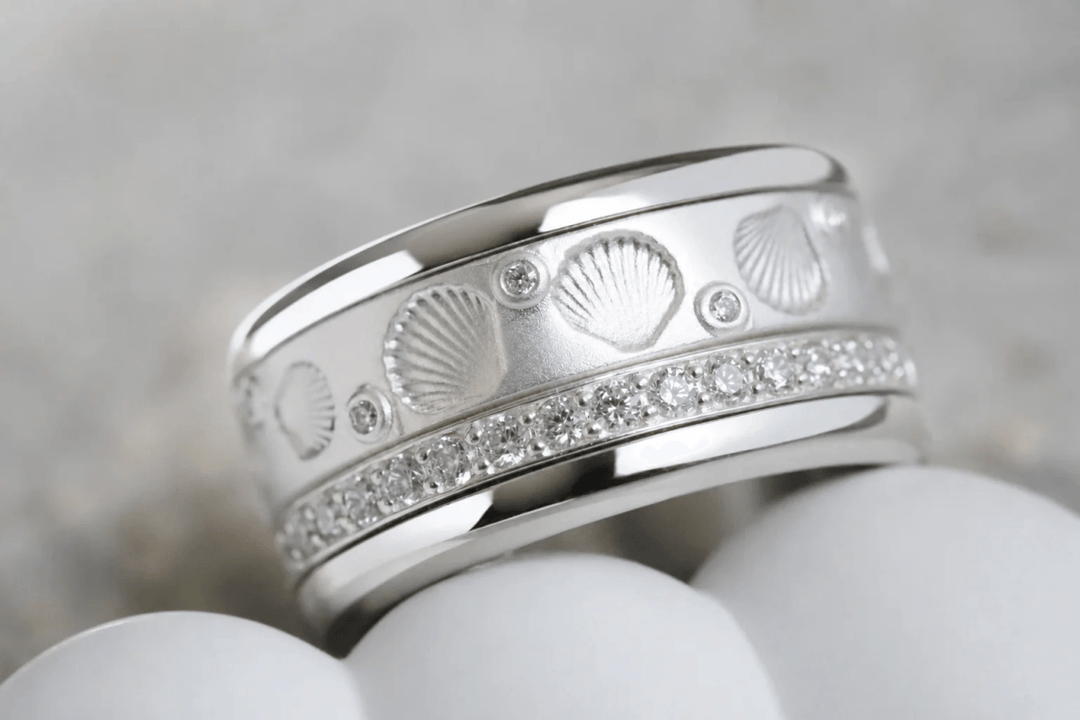 🐚 Ring (2/3 Addon) „Aphros“ aus satiniertem Silber, Muschelabdruck
