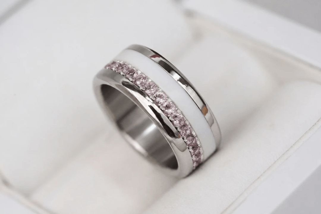 💜 Anneau (addon medium) "Aura Prisme" en argent serti de zircons mauve-rosé
