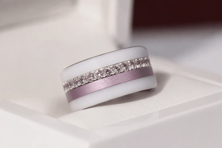 💜 Anneau (addon medium) "Aura Prisme" en argent serti de zircons mauve-rosé