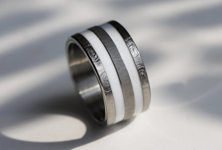 Small „Full Digit“ eckige Fassung aus Edelstahl mit personalisierter Gravur deines Fingerabdrucks (11mm)
