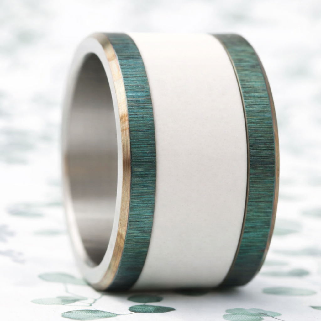 LARGE EMERALD BASE "WRINKLED" (13MM)