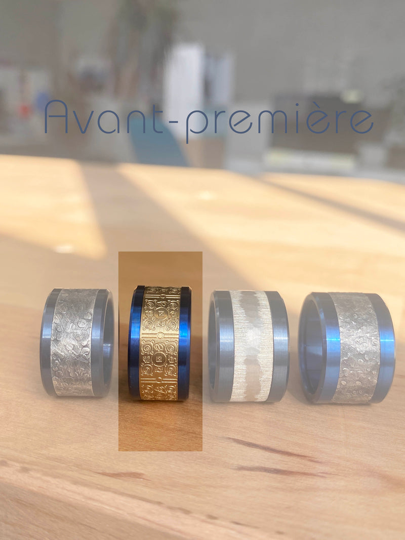 Avant-première base small carrée "Bleu électrique" (11mm)