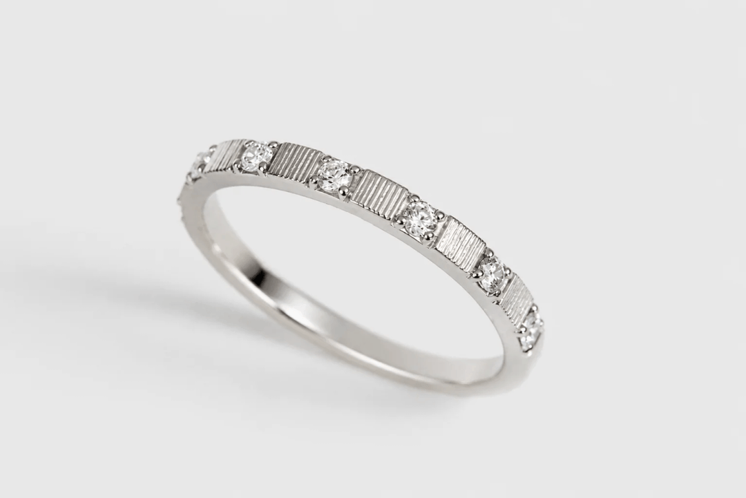 Medium argent serti Écorce – Carré d'argent