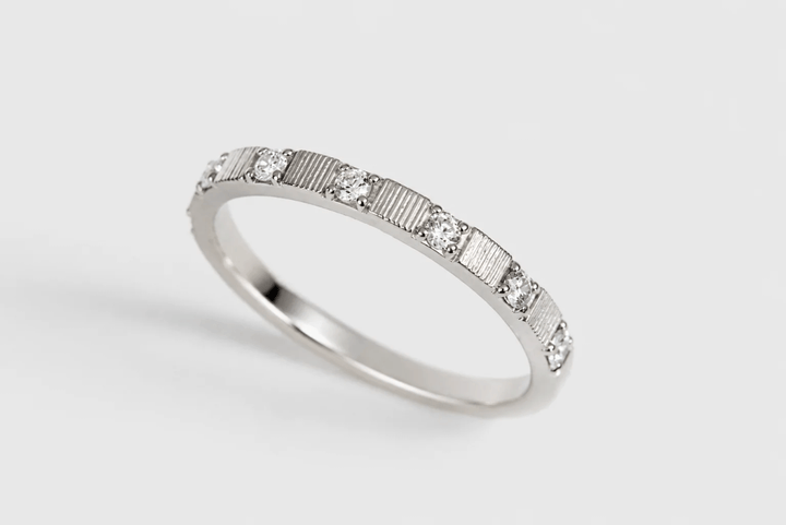 Medium argent serti Écorce – Carré d'argent