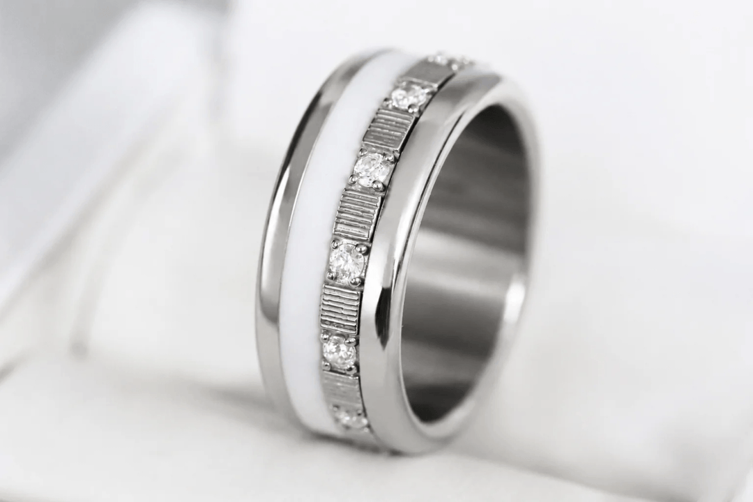 Medium argent serti Écorce – Carré d'argent