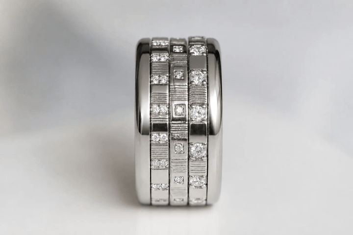 Medium argent serti Origine – Carré d'argent