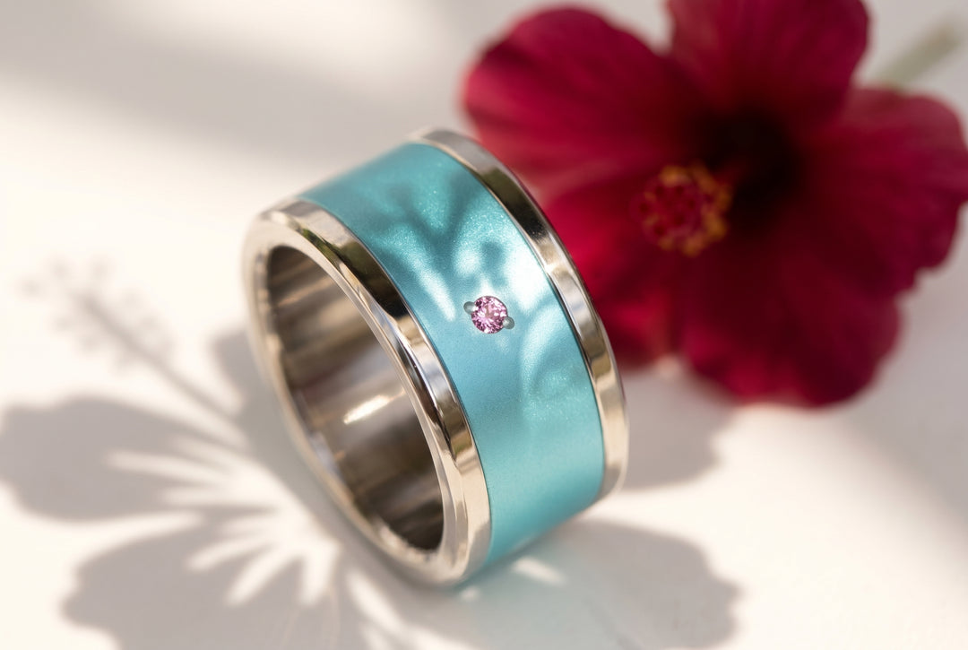 💍 Anneau (addon) "Hibiscus" en aluminium bleu pastel serti d'un saphir rose