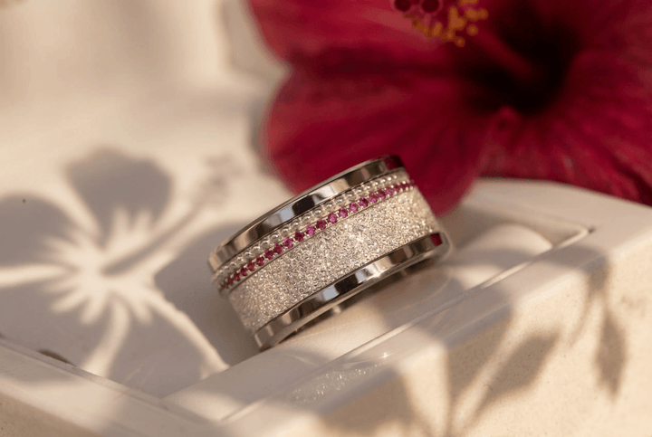 💍 Anneau (mini) "Aura Rubis" en argent 925 serti de zircons rubis