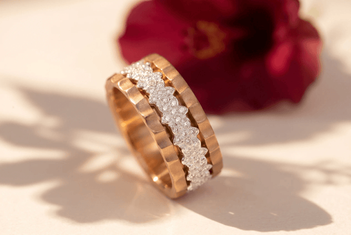 💍 Anneau (deux tiers) "Aurflower" en argent 925 serti de zircons