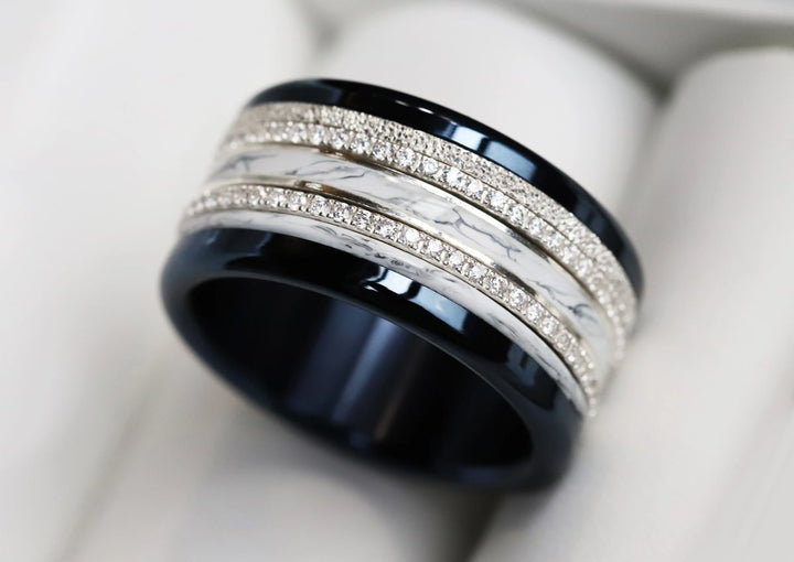 Marble 🤍 Inner ring (medium addon) in 925 silver with a marble enamel coating