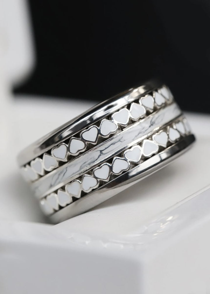 Marble 🤍 Inner ring (medium addon) in 925 silver with a marble enamel coating