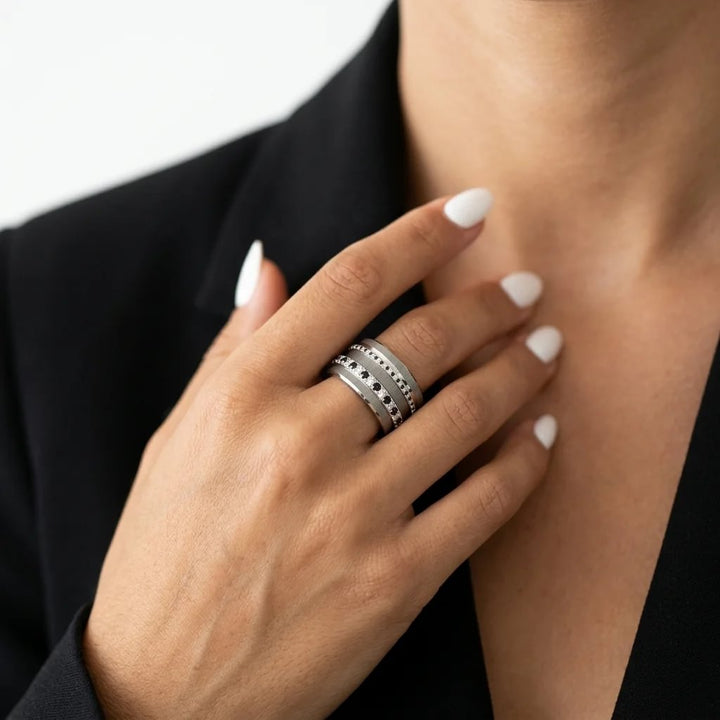 💍 Inner ring (mini addons) "Aura Black & White Signature" in 925 silver set with black and white zircons