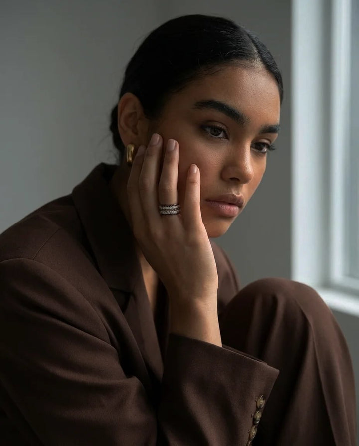 💍 Inner ring (medium addon) "Aura Amber" Aura in 925 silver set with brown zircons