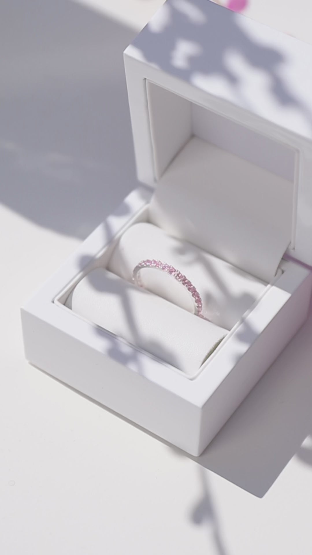 💍 Innenring (Medium Addon) "Sakura Aura" aus 925er Silber mit rosa Zirkonia Steine besetzt