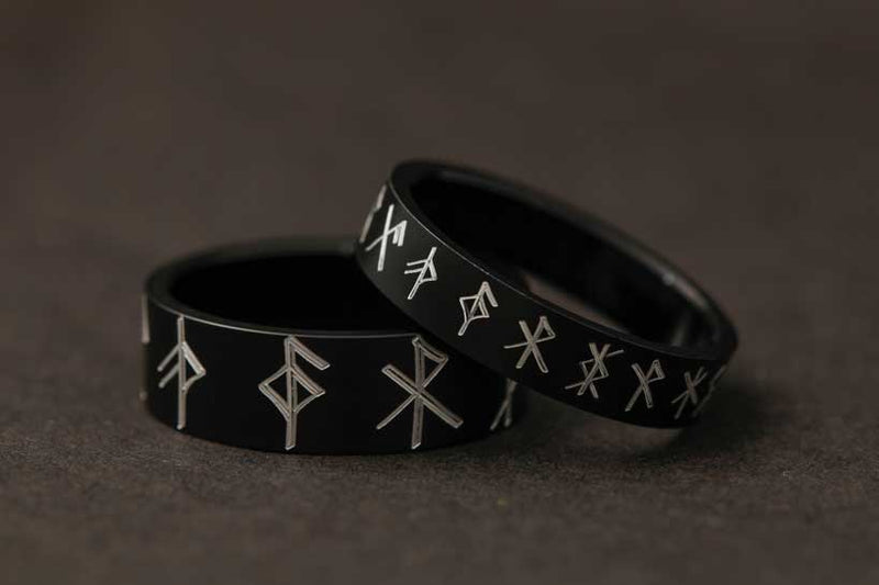 Deux tiers Runes Viking
