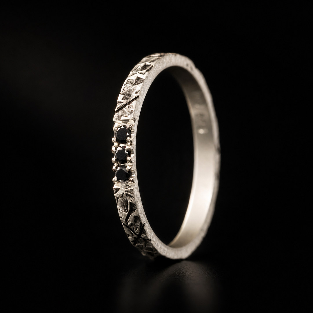 Medium argent rock serti de diamants noirs