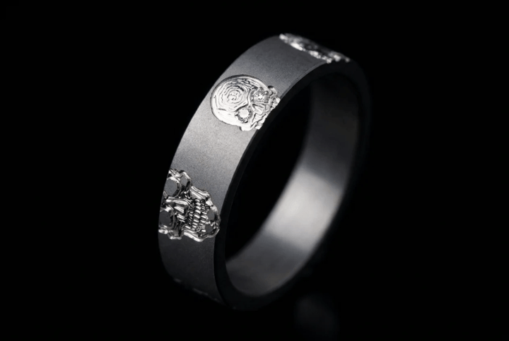 💀 Anneau (deux tiers) « Skully » en aluminium serti, couleur à choix